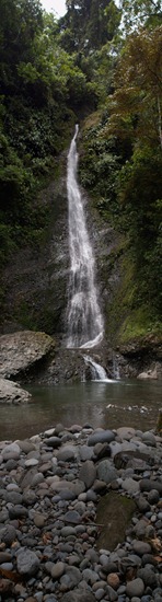 Hitoy Cerere Falls - 09.24.2010 - 13.29.09_stitch